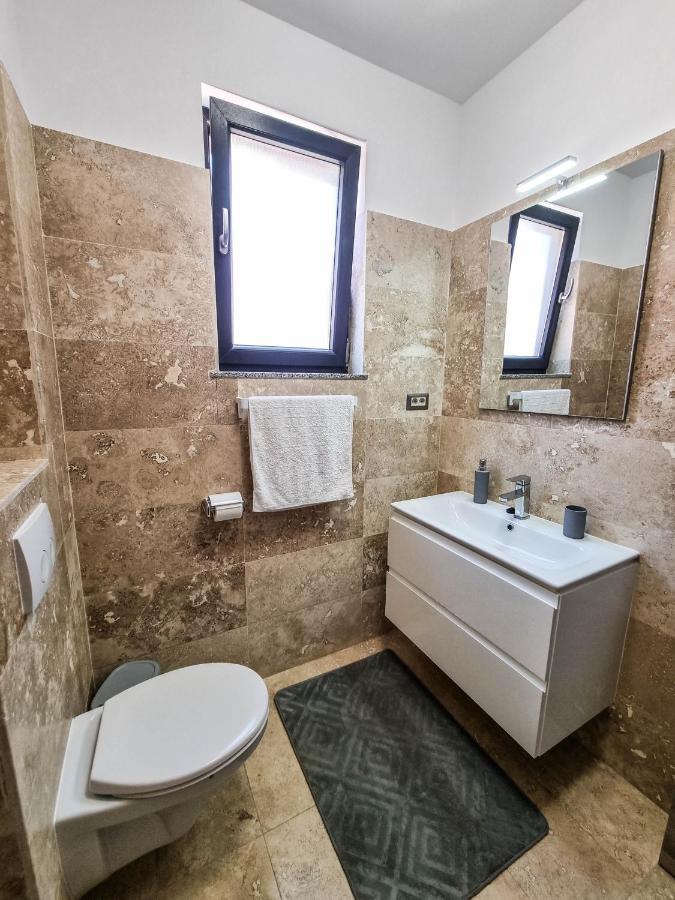 A&P Apartament Mamaia-Nord นาโวดาริ ภายนอก รูปภาพ